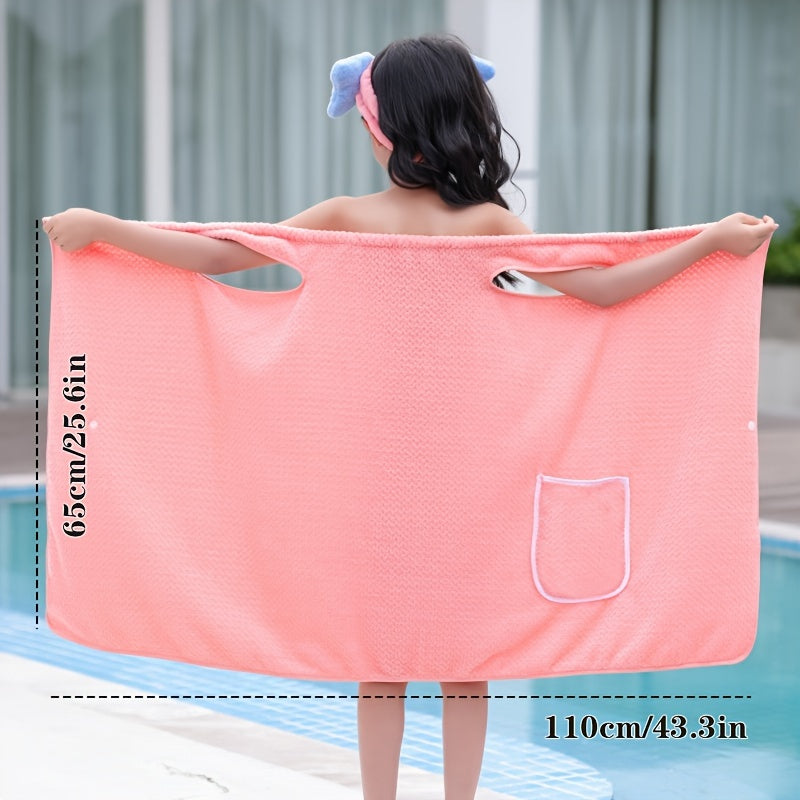 1pc Kids' Candy Color Pineapple Check Shower Skirt made of super soft microfiber knit fabric. This wearable bath towel features a contemporary style, 300gsm thickness, and a fun space towel theme with a convenient pocket - making it a warm bath gift for