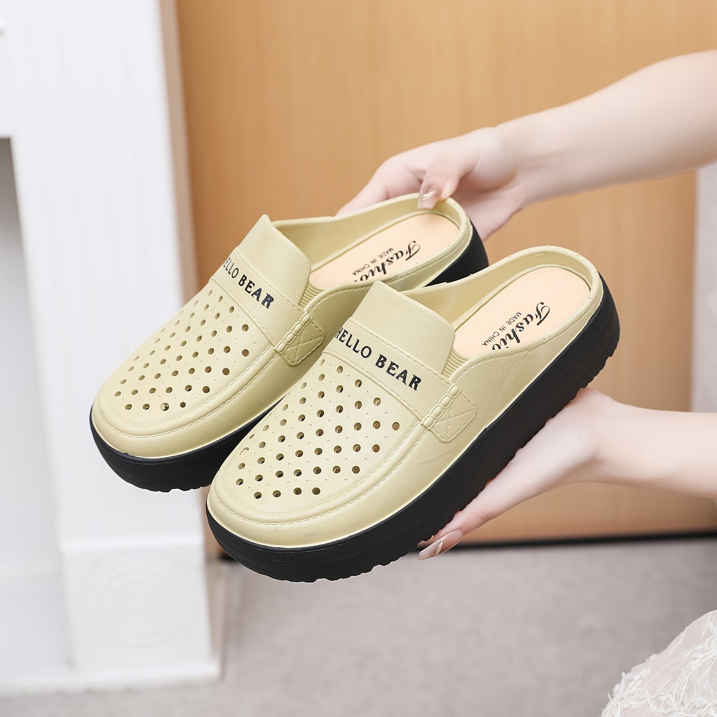 Valentine's Day gift: Summer thick-soled shoes for women with half-enclosed head, symbolizing love and companionship.