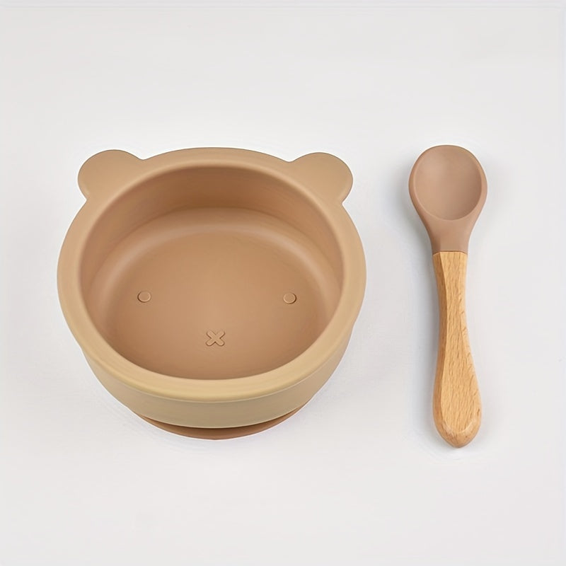 This baby feeding set includes a food grade silicone suction cup bowl with a wooden handle baby food spoon. It is safe for children as it does not contain BPA.