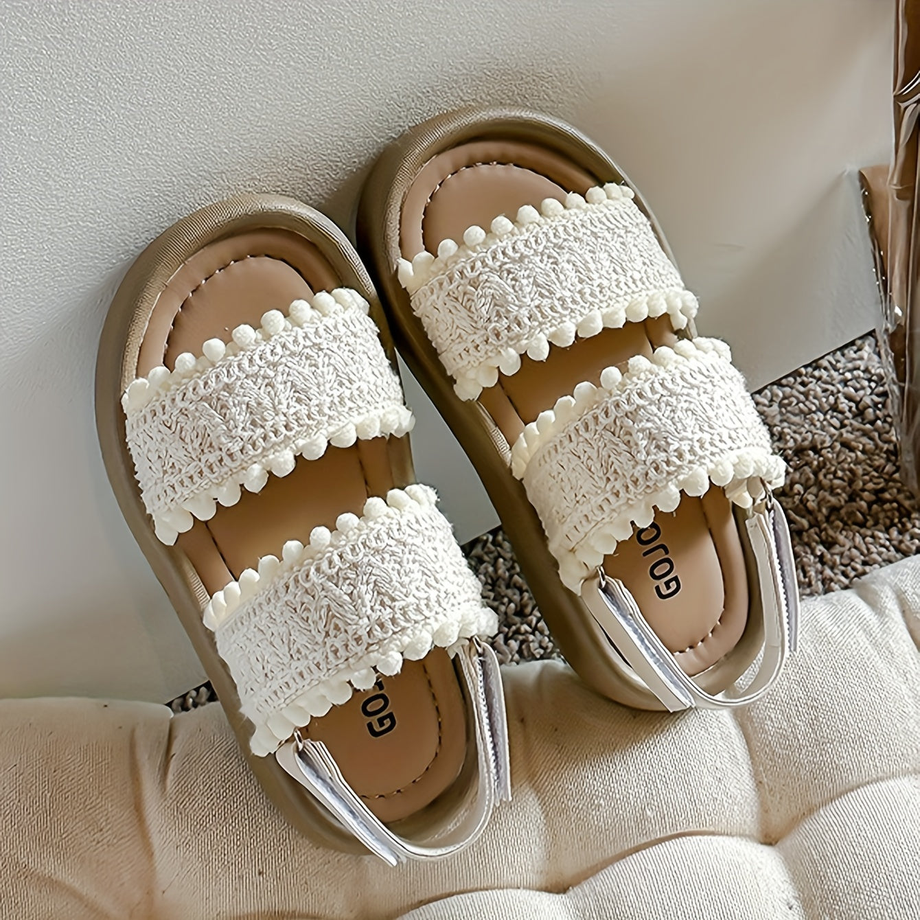 Lightweight, breathable solid color open-toe sandals for girls - perfect for summer.