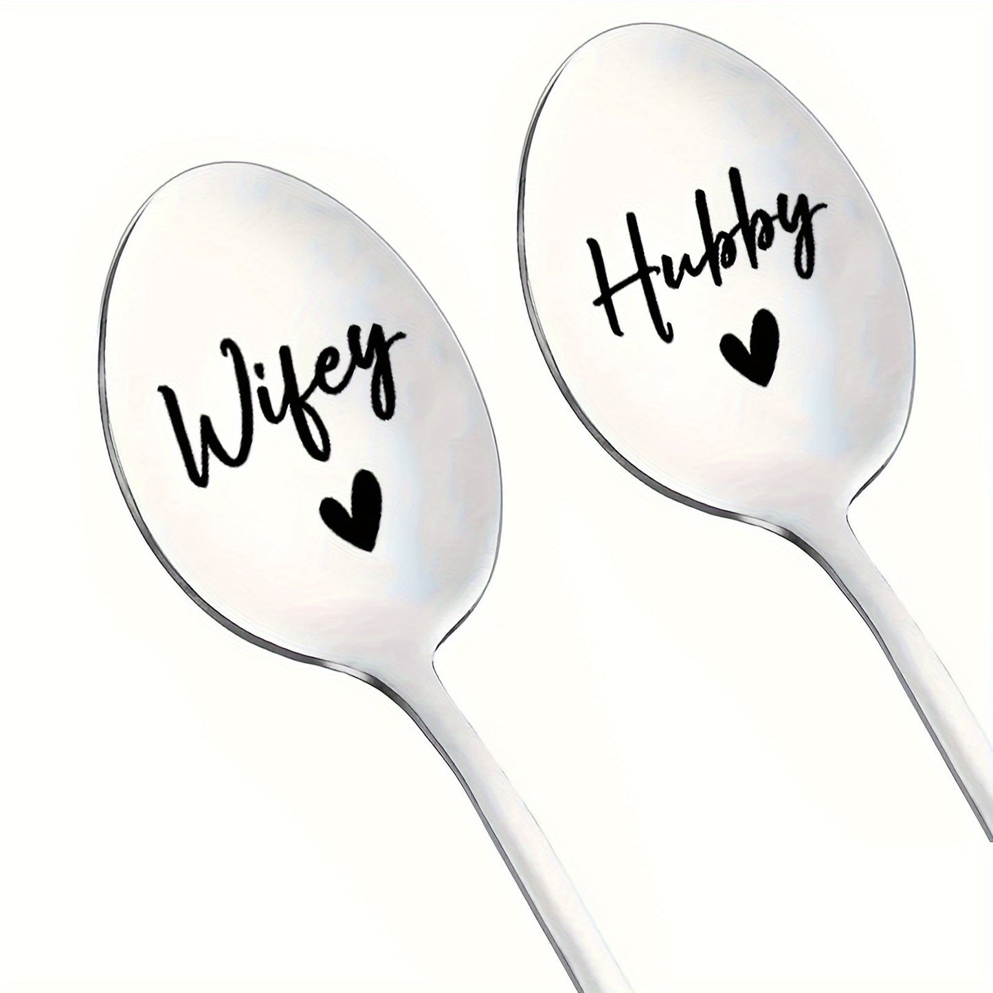 Mirror polished stainless steel spoon with a long handle, perfect for coffee. Engraved with "Hubby" and "Wifey", making it a great gift for couples, husbands, or wives. Ideal for wedding anniversaries, Valentine's Day, or as a love gift for your