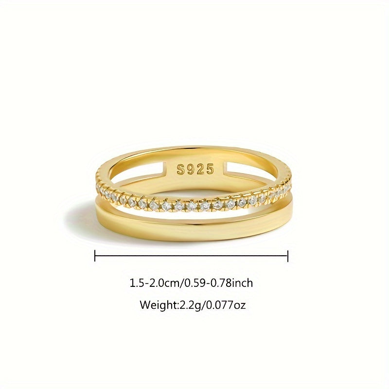 An exquisite and chic European and American style golden ring crafted from 2.2g of 925 silver with double-layered zirconia, perfect for everyday wear. This stunning piece makes a great Valentine's Day gift for women.