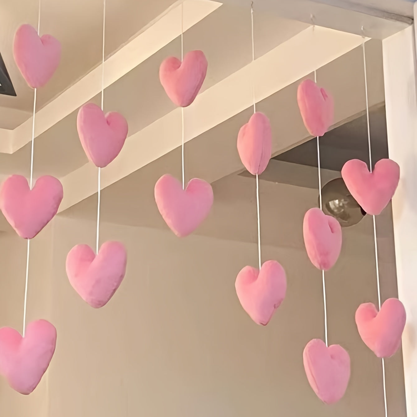 Seven pieces of 18 hearts door hanging ornaments in cute pink peach heart design for Valentine's Day decoration and gifts. Ideal for party supplies.