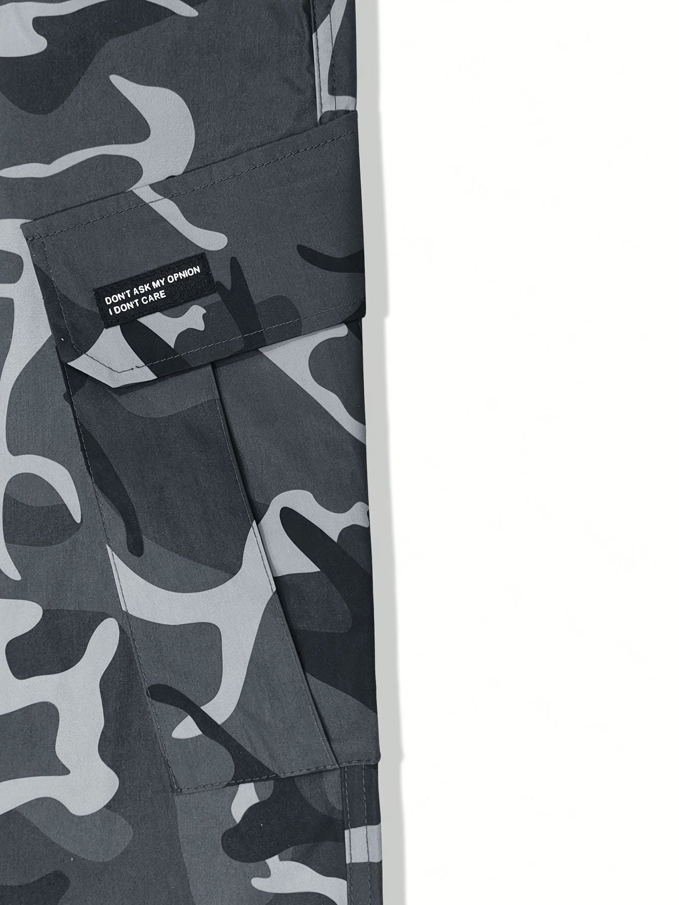 Men's All-Season Camo Cargo Pants with Comfort Fit, Versatile Pockets, and Street-Style Drawstring Design.