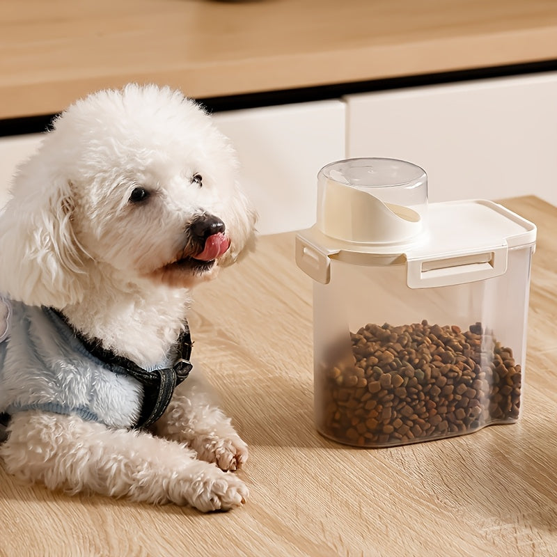 Airtight pet food storage containers set for cat and dog food. Made of PP material in various sizes, stackable and moisture-proof. Can also be used for grain and cereal dispensers with