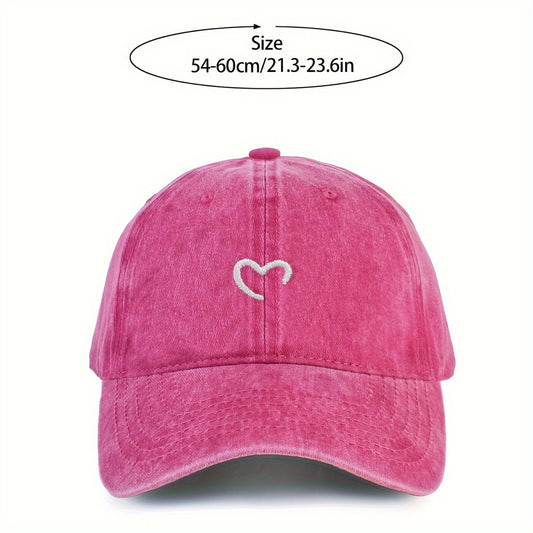 Embroidered heart baseball cap for women, with adjustable size, ideal for urban vacation.