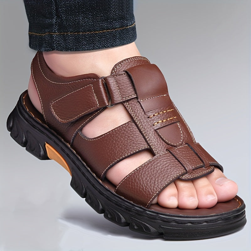 Men's casual and comfortable summer hiking sandals for daily and outdoor use.