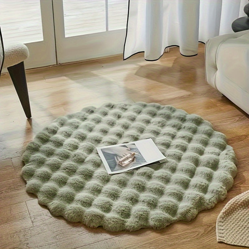 Elegant Plush Faux Rabbit Fur Circular Rug - Supremely Soft, Plush, and Warm, Easy-Care Polyester Blend, Anti-Skid Base, Ideal for Enhancing Living Room or Bedroom Décor - Contemporary Minimalist Design