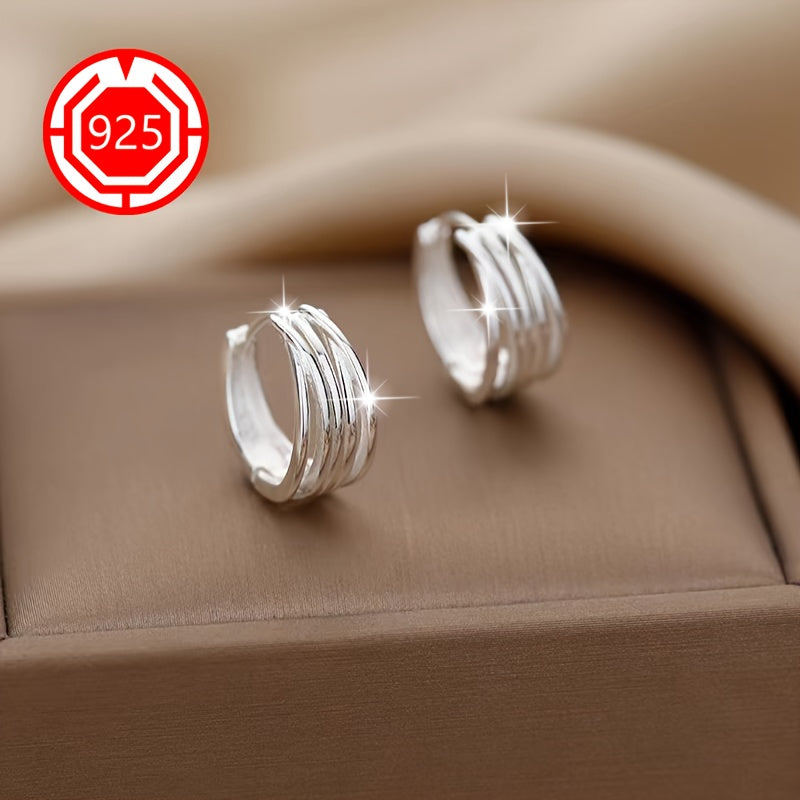 925 Silver Hypoallergenic Earrings are a stylish pair of linear earrings designed with a simple, yet unique crisscross woven ear decoration. These earrings are perfect for gifting to couples, best friends, or as a daily gift for any occasion including