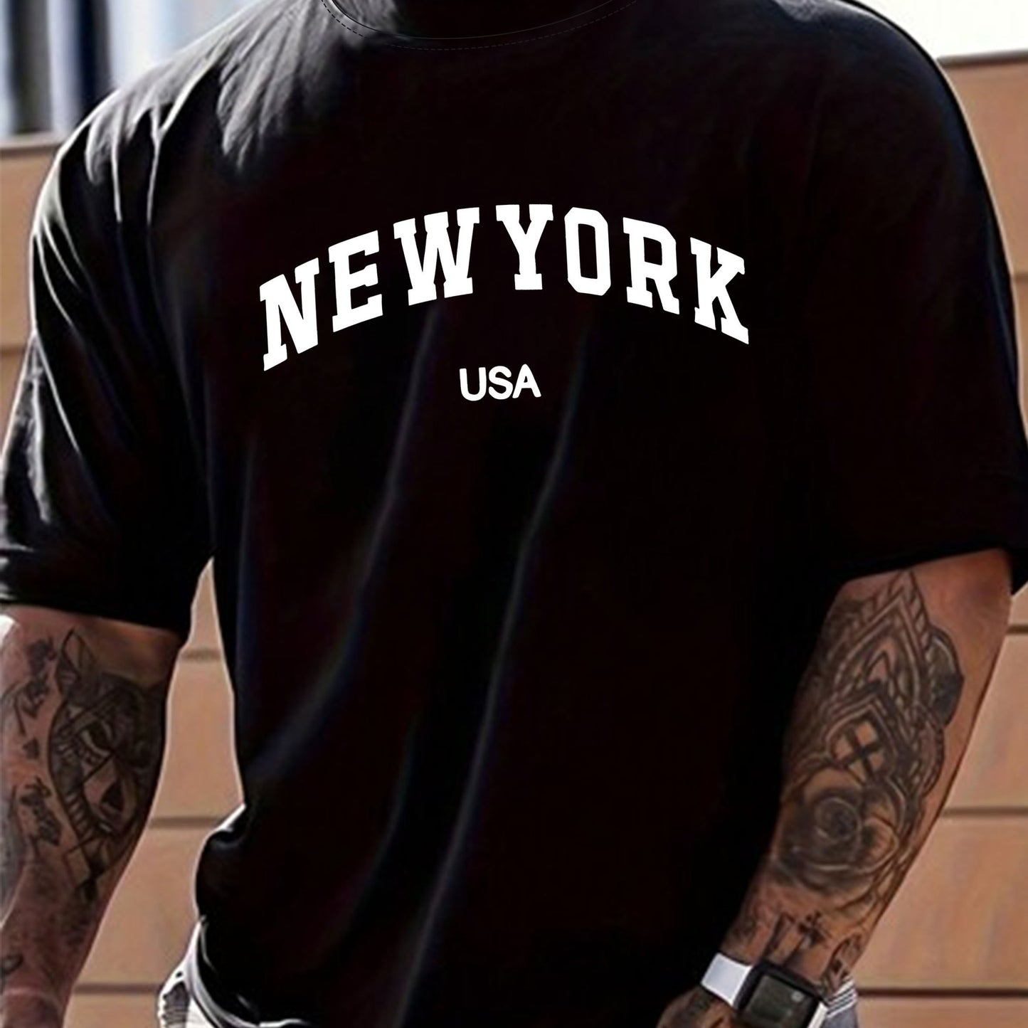 Men's plus size tee with New York print, casual street style.