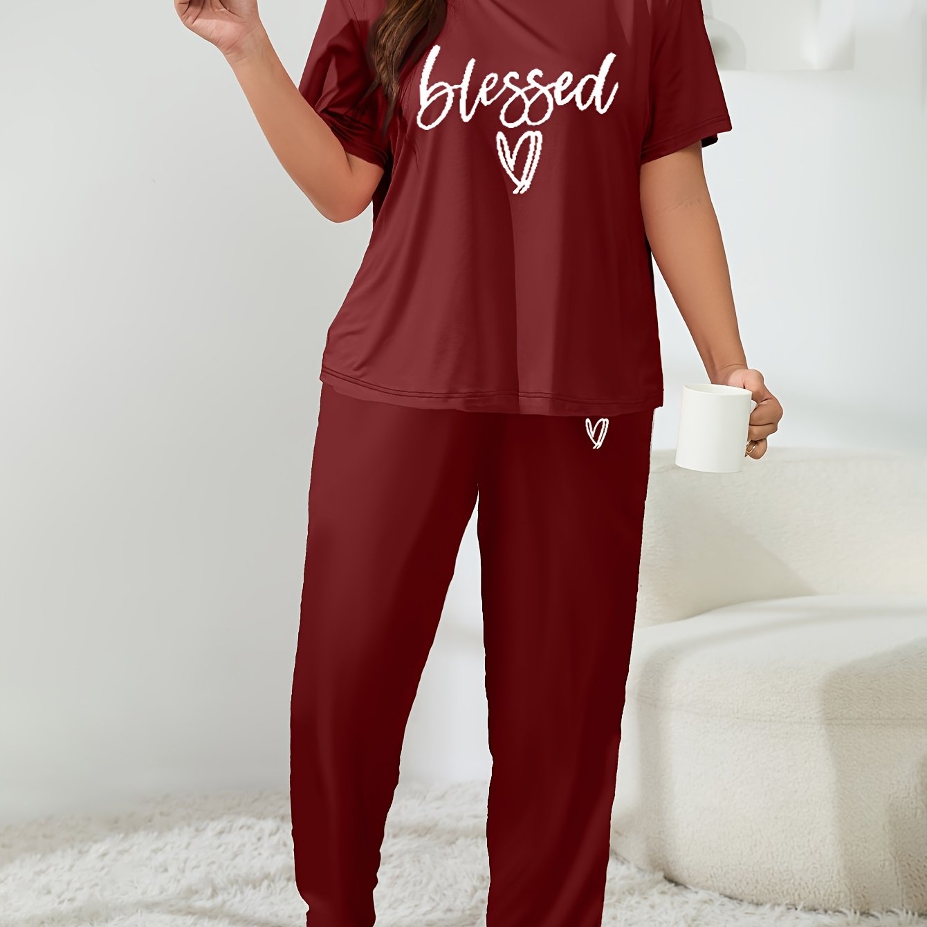 Plus Size Women's Casual Lounge Set with Heart & Letter Print, Short Sleeve Top & Pants Pajamas Set