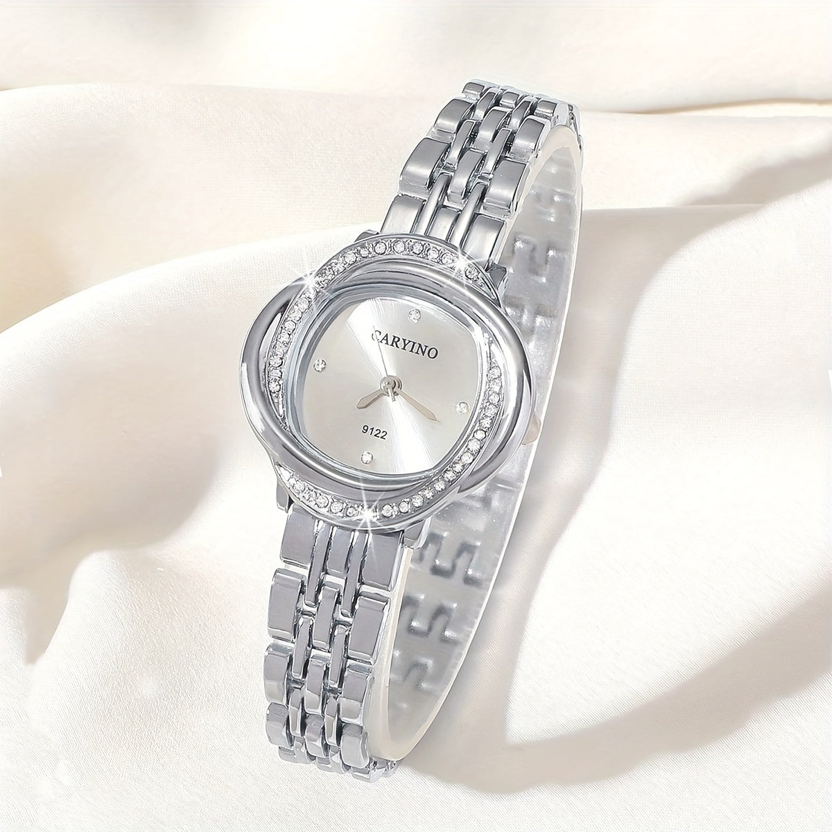 Stylish Women's Quartz Watch with Rhinestones - Perfect for Dates and Parties, Unique and Elegant Design