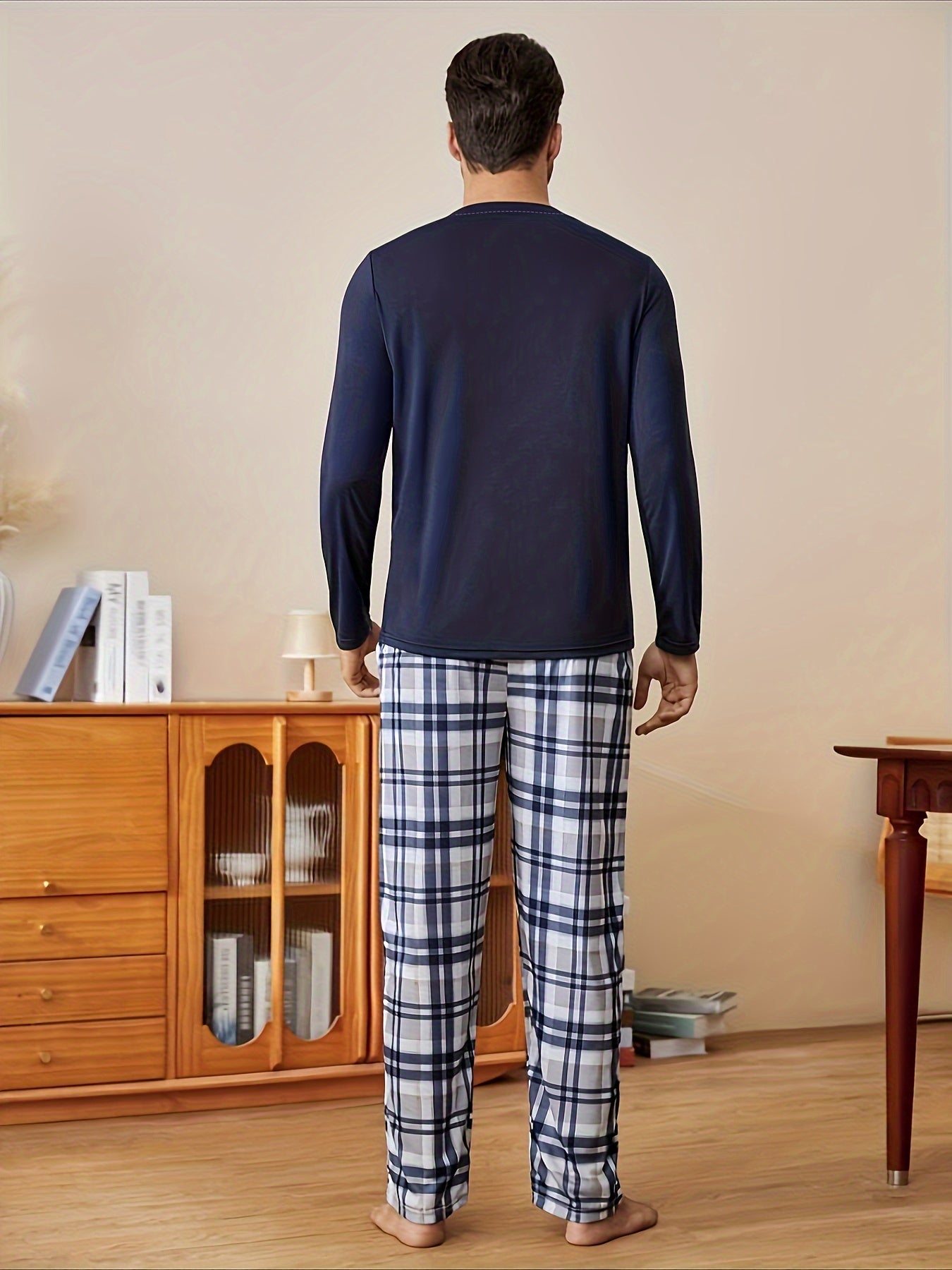 Men's Galaxy Print Crew Neck Pajama Set - Polyester Knit with Elastane, Cozy Plaid Long Sleeve Loungewear for Fall/Winter