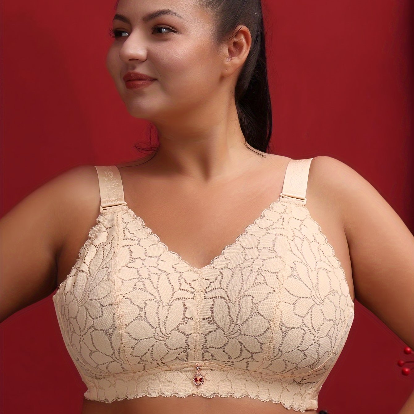 Stylish French-inspired plus size lace bralette with floral print - thin, wireless, breathable, and slimming.