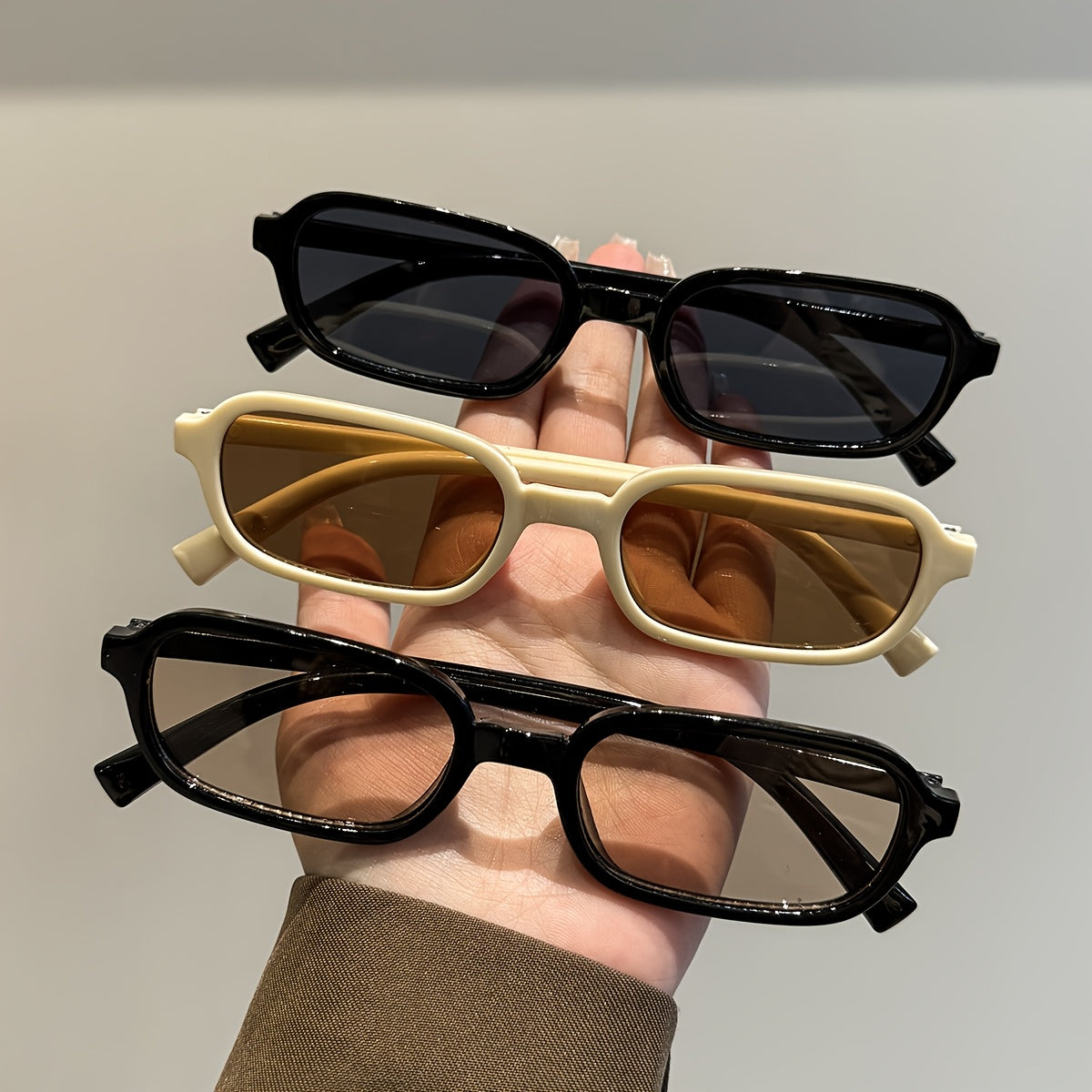 3 trendy internet celebrity glasses, perfect for Versatile street style European and American cross-border party fashion.