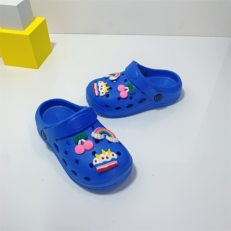 Cute cartoon slippers for girls, non-slip lightweight clogs for indoor use in all seasons.