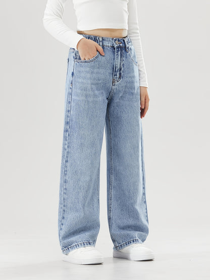 Women's relaxed fit denim pants with elastic waist