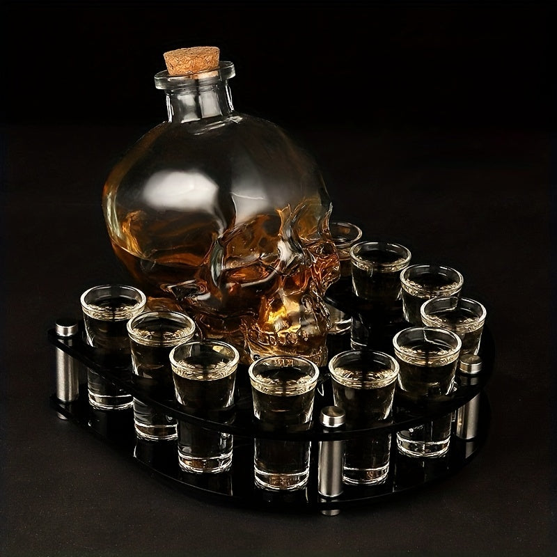 Skull Whisky Decanter for various liquors, perfect for bars, pubs, clubs, restaurants, and homes. Halloween-themed drinkware for spooky gatherings.