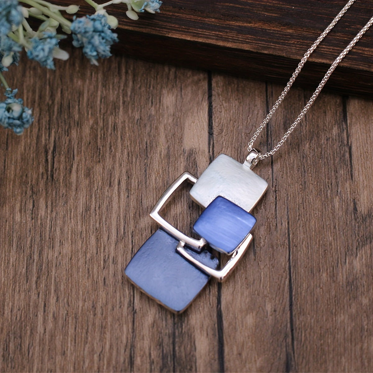 Stylish Boho-Chic Square Pendant Necklace with Silver Plating - Ideal for Weddings & Events, Versatile for Any Season.