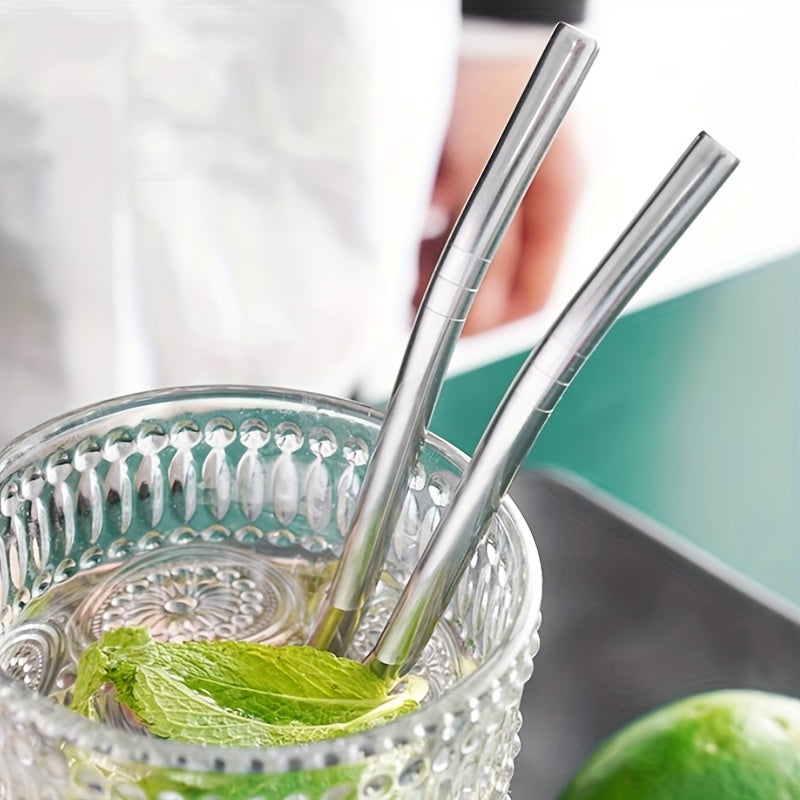 Set of 3 stainless steel straws with spoons, including a stirring spoon, detachable cleaning straw, juice milk tea filtering straw, and straw brush. These drinkware accessories are essential kitchen supplies.