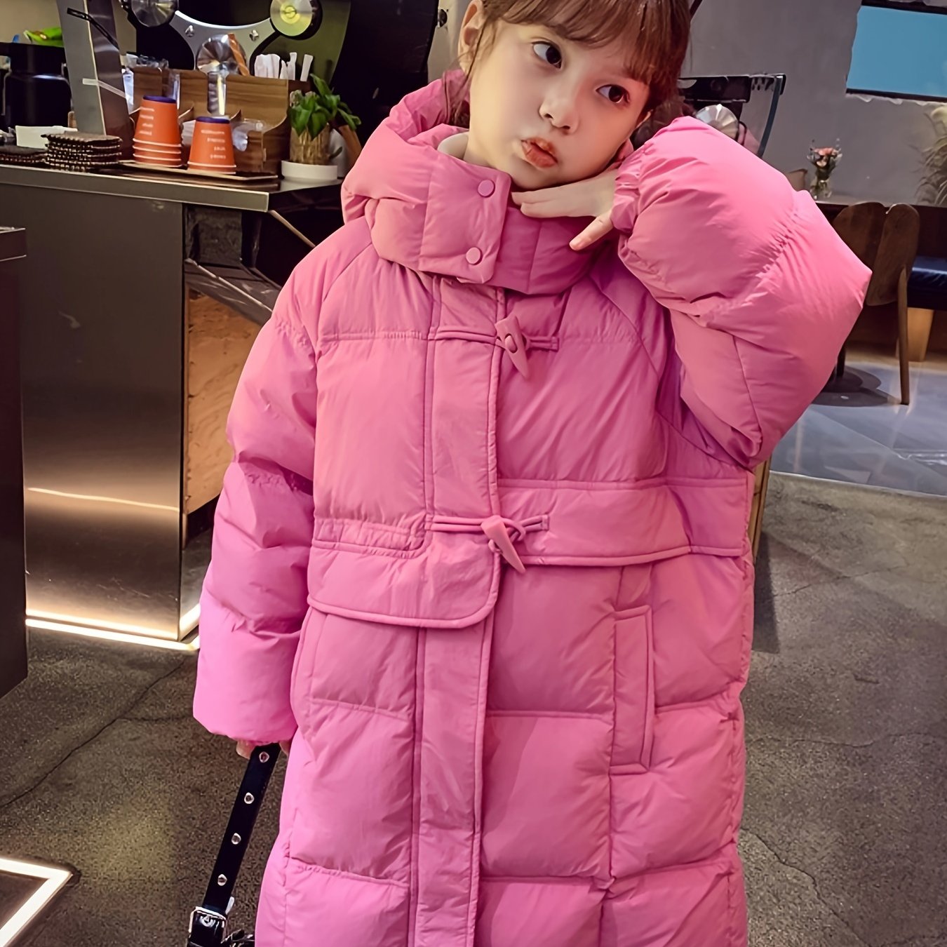 2024 Korean winter coat for girls, knee-length loose and trendy, suitable for medium to large Youngsters