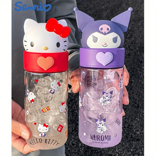 Large capacity water bottle featuring Kuromi, Hello Kitty, and Cinnamoroll made of safe Tritan material. Cute and portable, officially licensed for fans of Melody, Sakura, and other kawaii cartoon characters, ideal for women on the go.