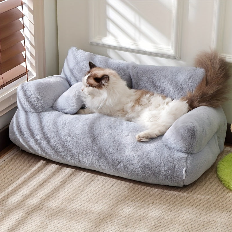 Soft grey pet bed for cats and dogs, with non-slip design and washable polyester material.