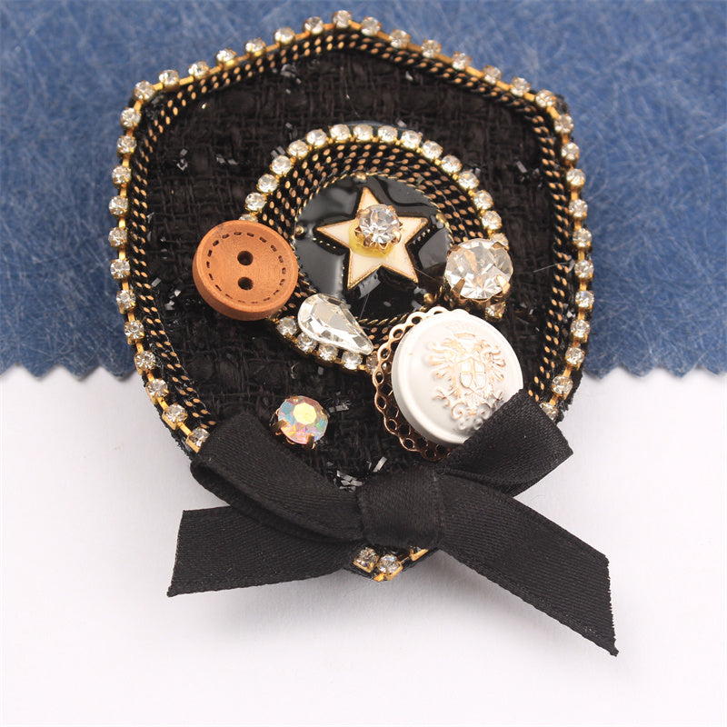 Exquisite Baroque Style Rhinestone Brooch Featuring Imitation Button Design, A Versatile and Luxurious Fashion Accessory Perfect for Clothing, Bags, and Hats