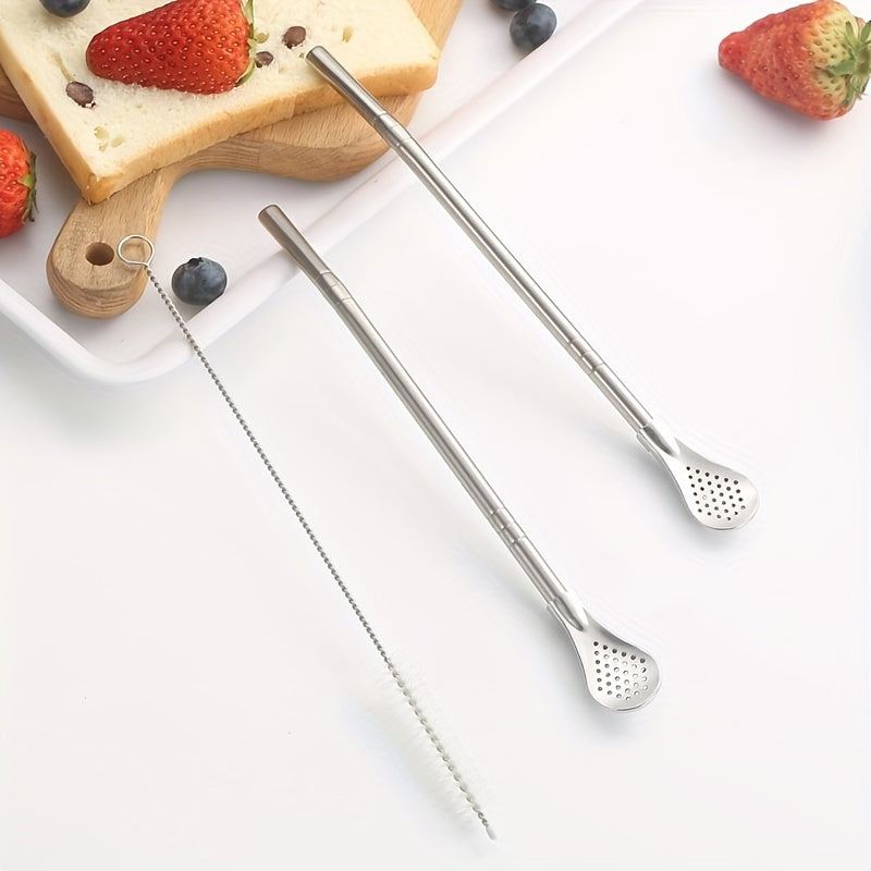 Set of 3 stainless steel straws with spoons, including a stirring spoon, detachable cleaning straw, juice milk tea filtering straw, and straw brush. These drinkware accessories are essential kitchen supplies.