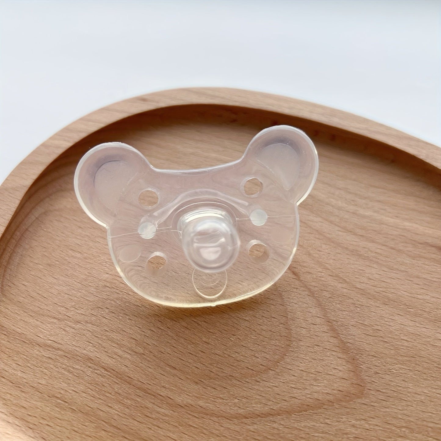 Bear Design Silicone Baby Pacifiers - Soft and Soothing BPA-Free Teether for Oral Development, Suitable for Newborns to 3 Years Old. Gentle on Gums, Food-Grade Material for Safe Teething.