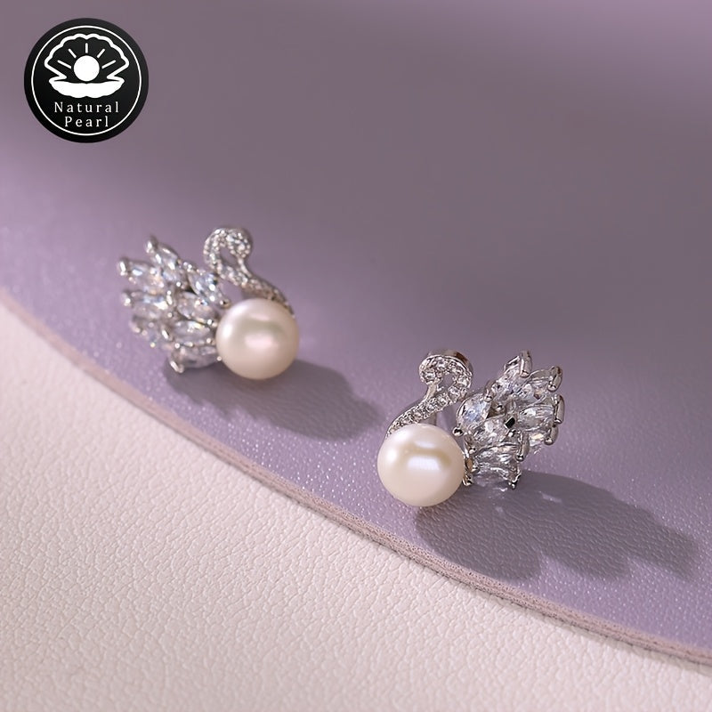 Add a touch of elegance with these MUFAN Vintage Style Earrings featuring 6-7mm round simulated gemstones and synthetic cubic zirconia. Made with alloy posts and designed in a classic style, these earrings are perfect for daily wear or as a gift for