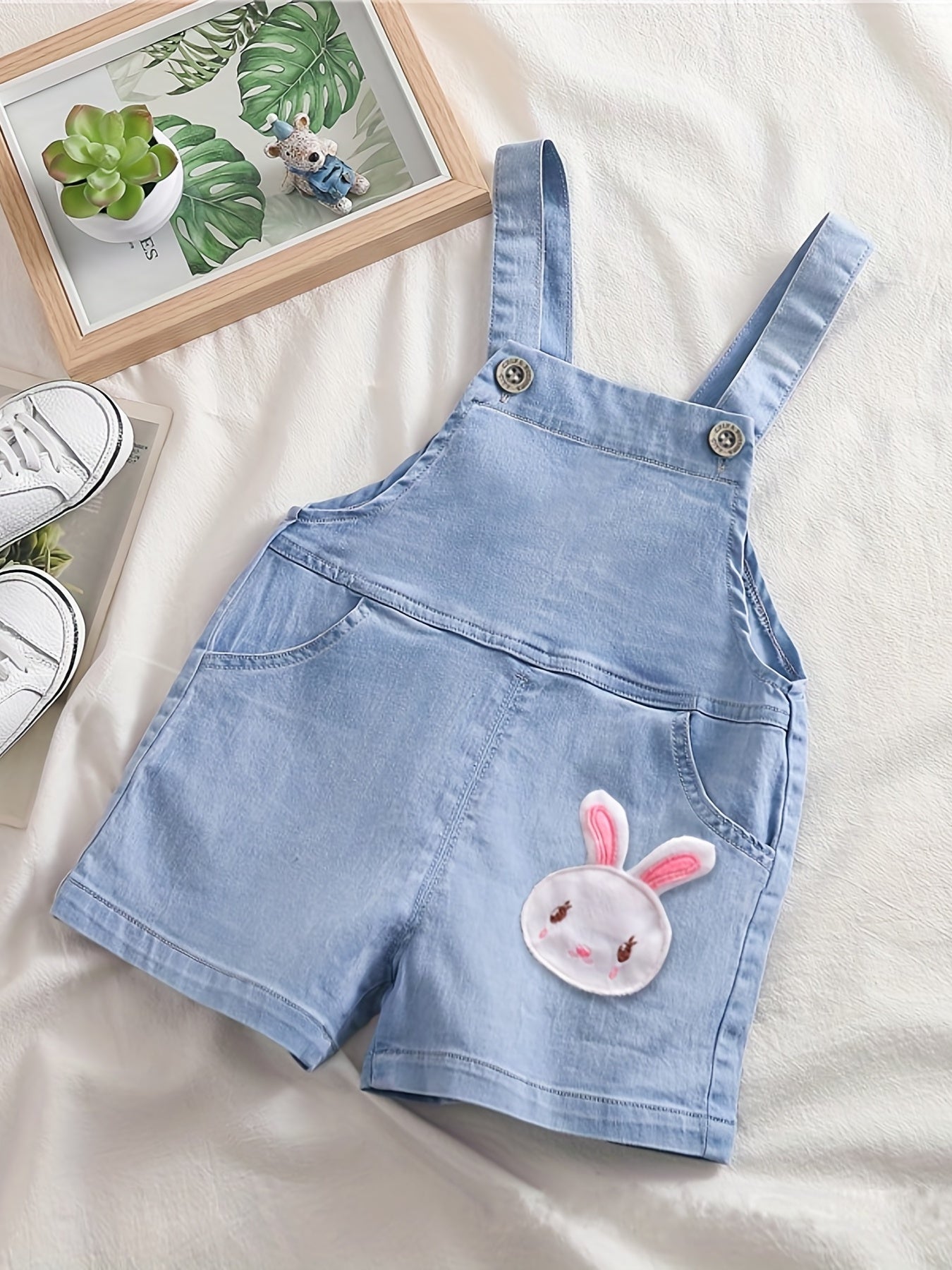 Toddler baby bunny overalls for girls.