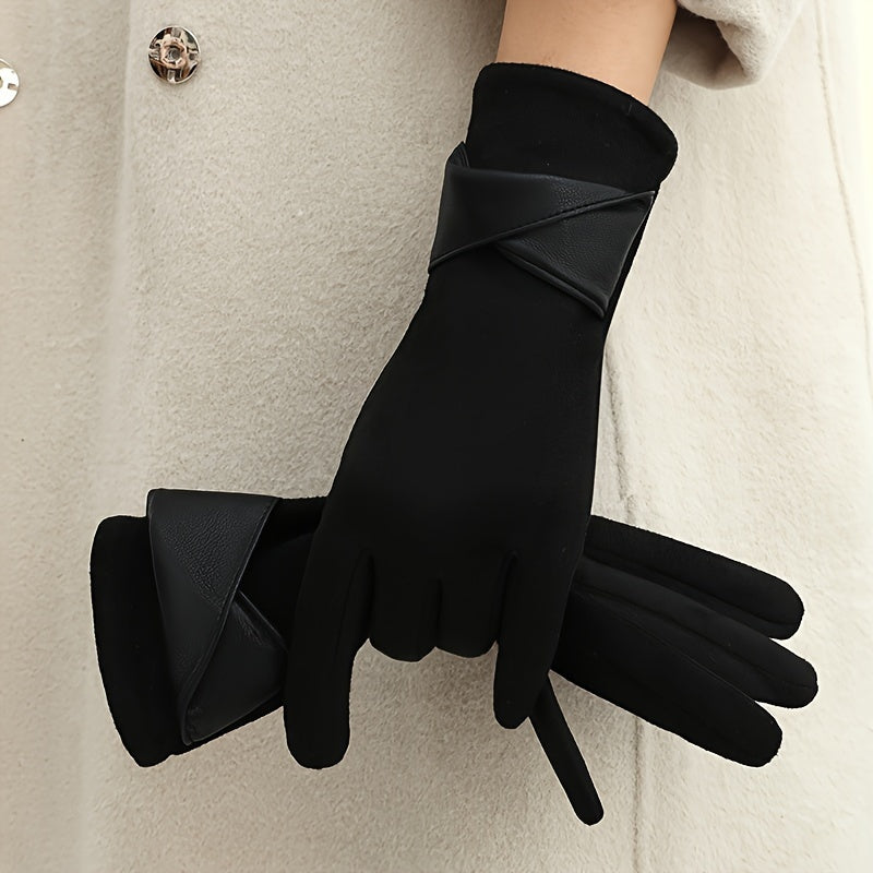 Stay warm and stylish this winter with our Women's Elegant Touchscreen Gloves. These gloves feature a cozy polyester fleece lining, an elastic fit, and a chic bowknot design. The breathable knit material ensures comfort during casual outings, biking, or