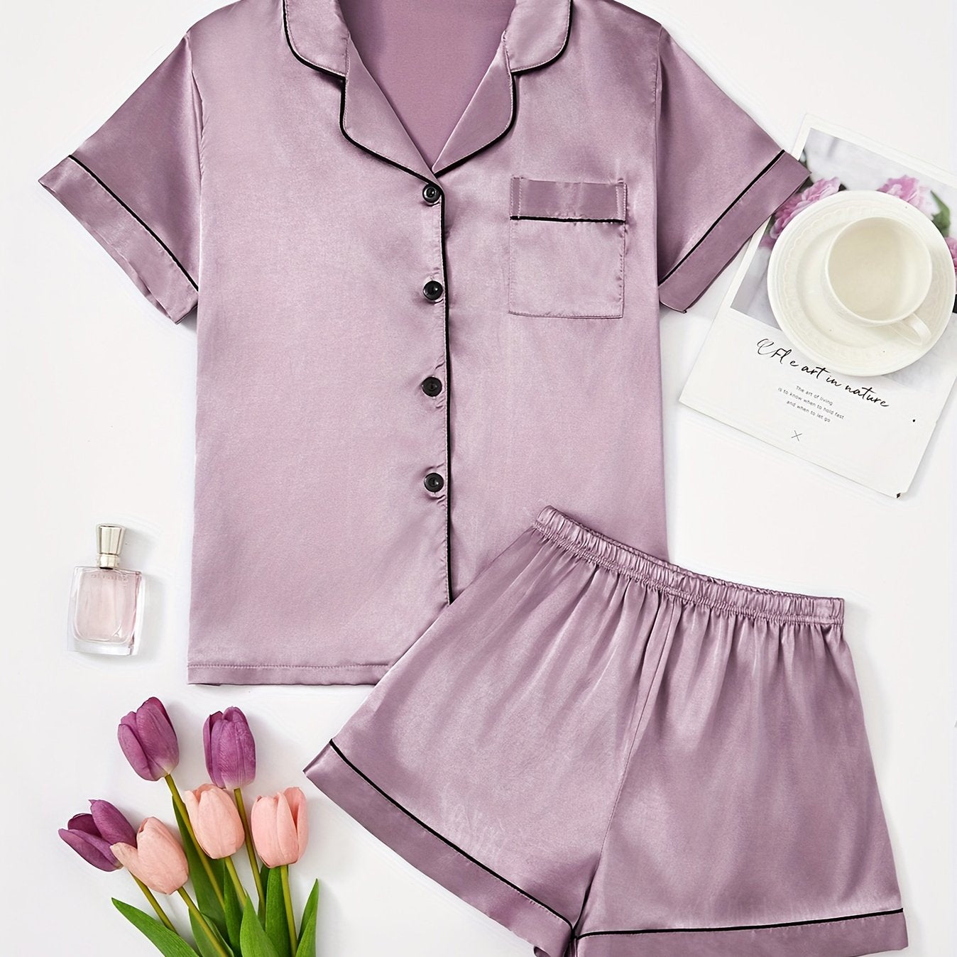 Short-sleeve satin pajama set with shorts, women's loungewear.