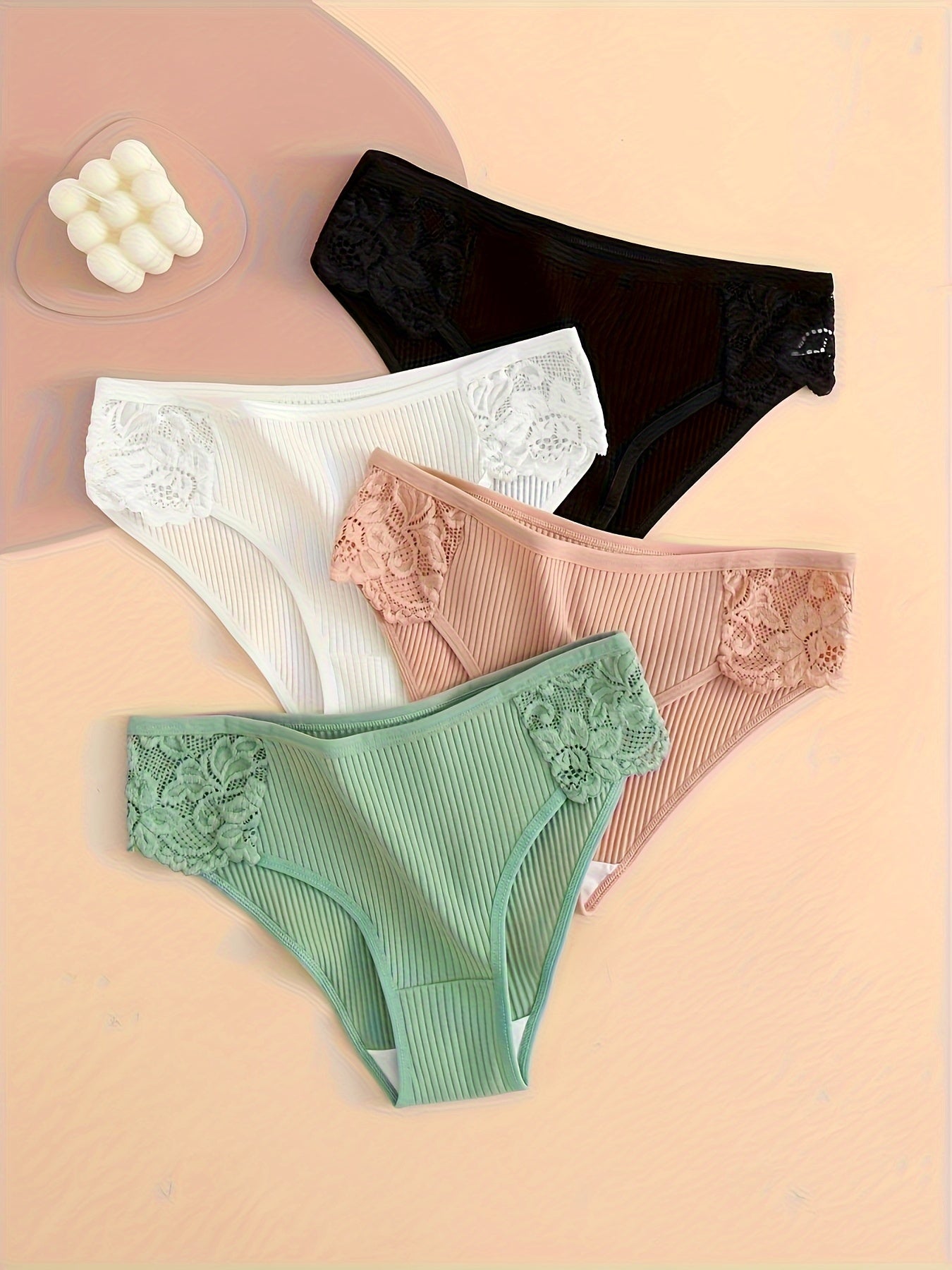 4 pairs of lace briefs, comfortable and breathable ribbed panties for women's lingerie.