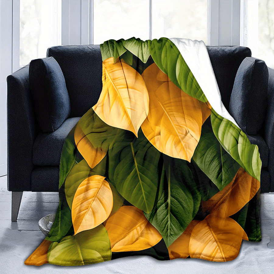 Get cozy with our 1pc 3D leaf print flannel blanket! Perfect for snuggling up on the sofa, bed, or even at the office. This soft and cozy throw blanket is ideal for travel and naptime, making it a versatile option for any occasion. Whether you're gifting