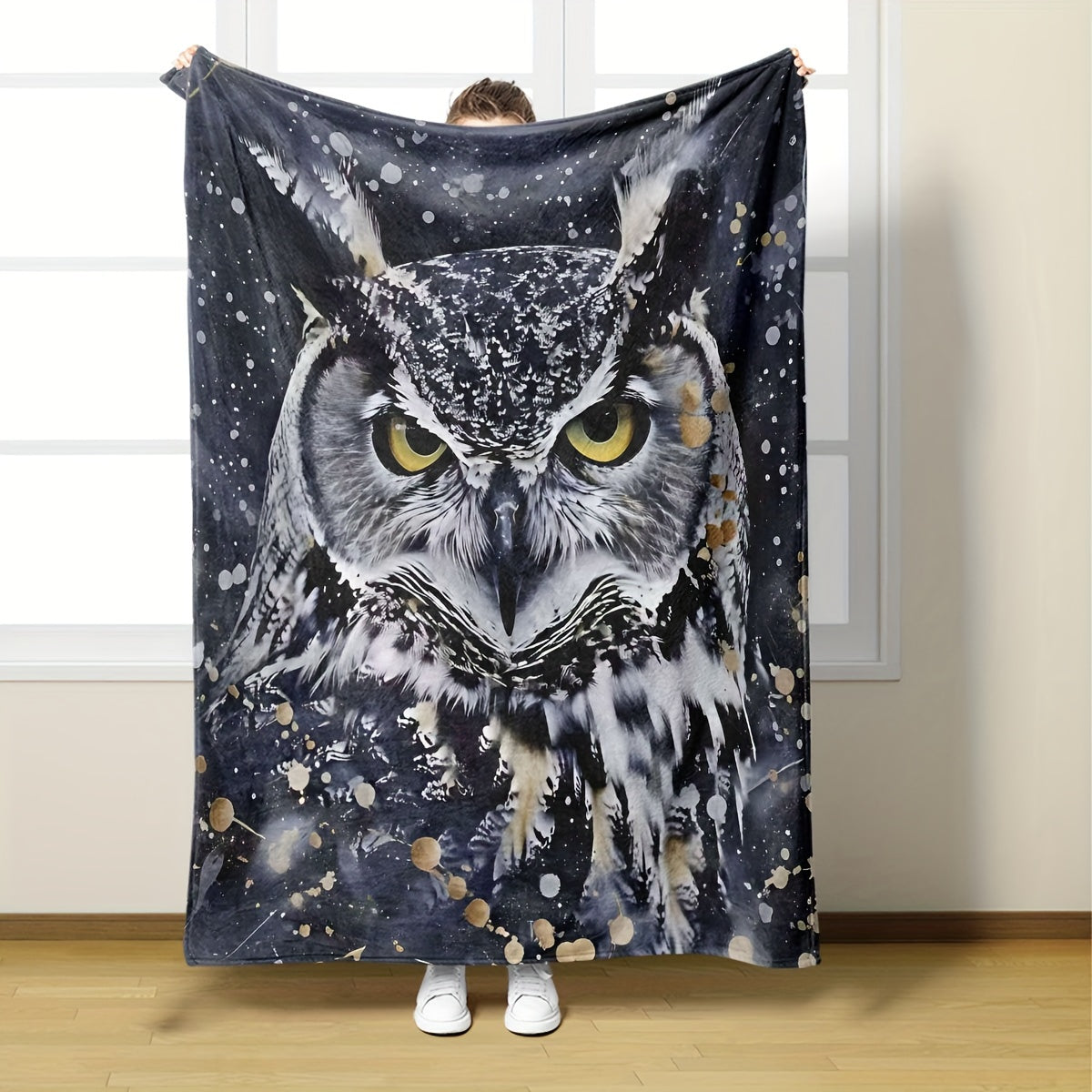 Soft, Warm, and Cozy Owl-Themed Flannel Throw Blanket Perfect for Couch, Bed, Travel, Office Naps, and Outdoor Adventures - Allergy-Friendly and Versatile Gift for Men and Women