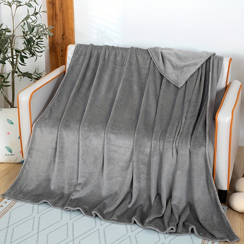 Soft and Cozy Velvet Blanket in Solid Color - Perfect for Couch, Bed, Sofa, Bedroom, or Living Room; Provides Warmth and Comfort