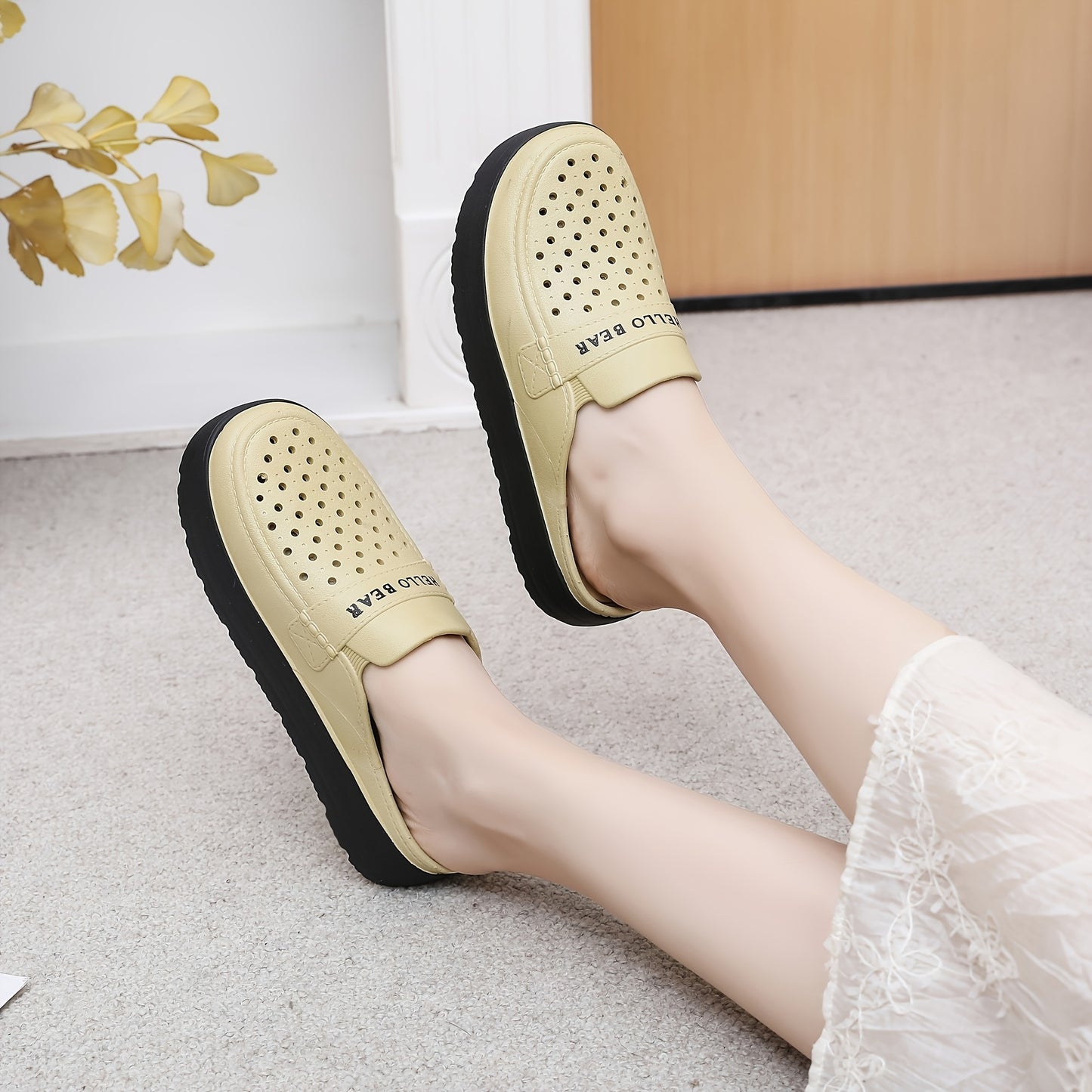 Valentine's Day gift: Summer thick-soled shoes for women with half-enclosed head, symbolizing love and companionship.