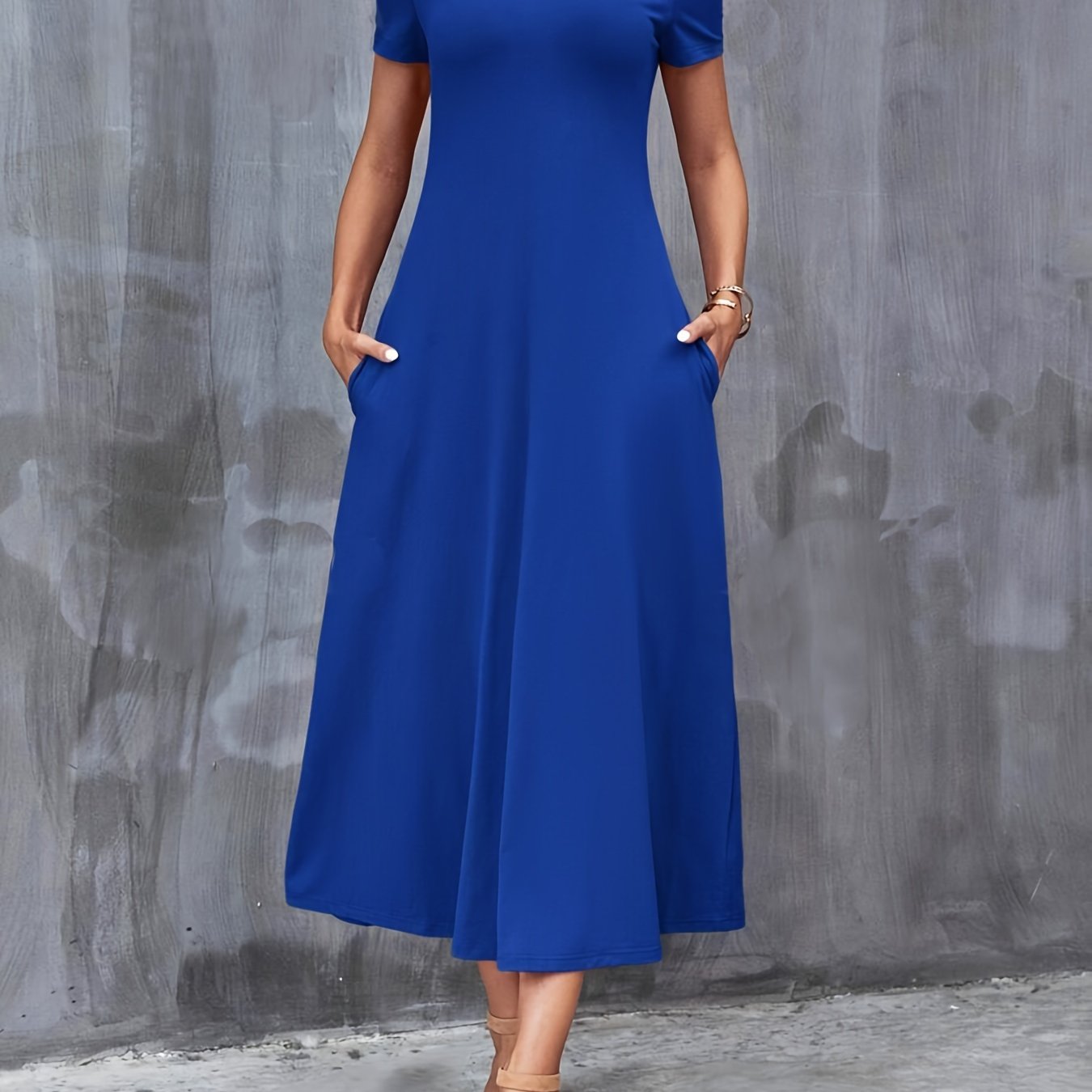 Women's Elegant Green V-Neck A-Line Dress with Pockets, Casual Polyester Blend, Machine Washable, Perfect for All Seasons, Comfortable Fashion with Glossy Texture.