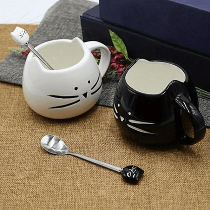 Cute cartoon cat ceramic spoon in stainless steel, great for ice cream, tea, and soup. Perfect kitchen accessory, available in 1 or 2 pieces.