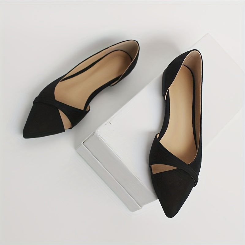 Elegant pointed toe slip-on flat shoes with side cut-out detail, suitable for all-day wear.