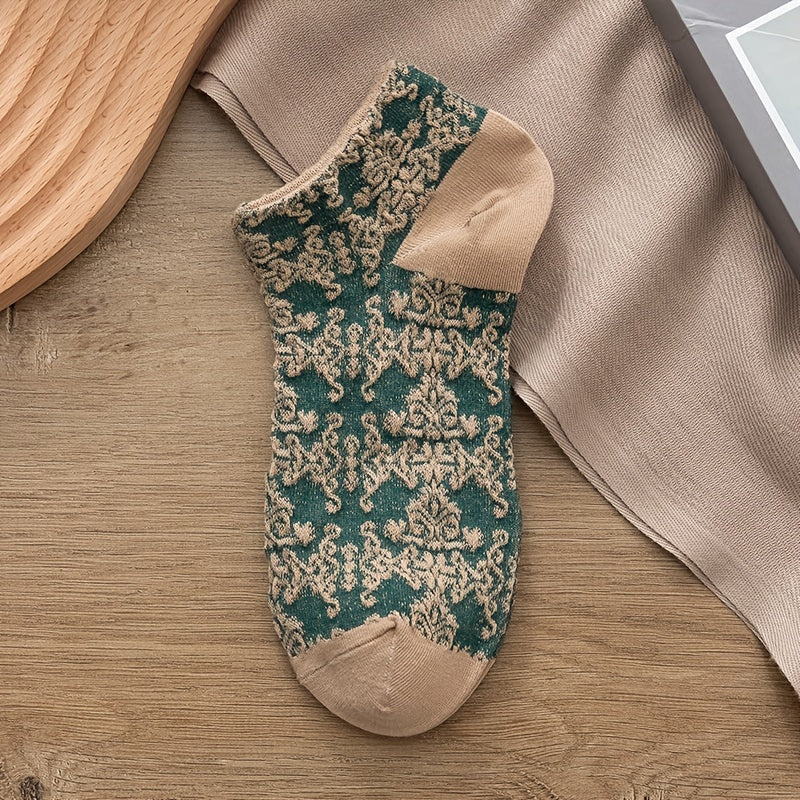 5 pairs of vintage court style short socks with cute Japanese flower and geometric 3D texture, low ankle cut for women.