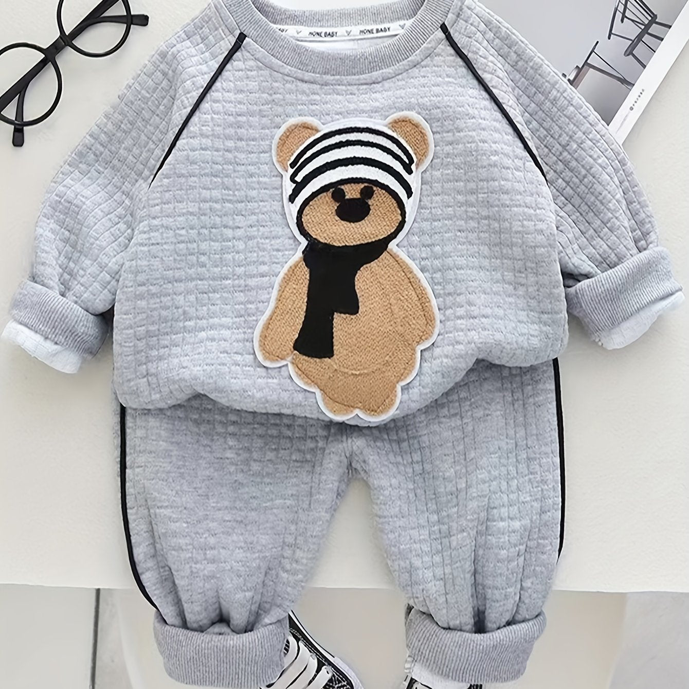 Kids' Fall Casual Suit with Bear Design Sweatpants and Long Sleeve Sweatshirt