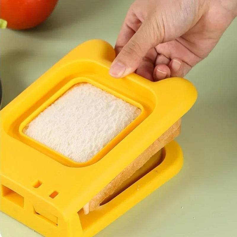 Square sandwich maker made of stainless steel, ideal for cutting breakfast bread. This hand wash safe food contact sandwich press mold can be used as a DIY kitchen gadget for creating sandwich cookies and desserts.