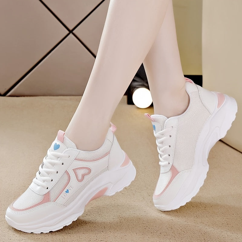 Breathable, slip-resistant casual sneakers for women, soft and comfortable for spring and autumn.