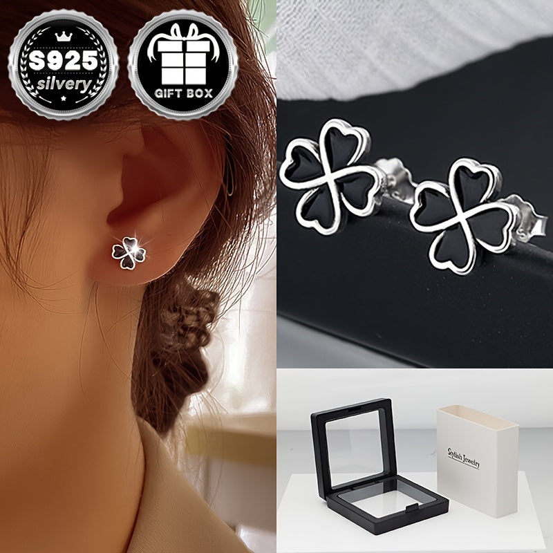 A set of timeless Four-Leaf Clover earrings crafted from 925 Sterling Silver, featuring a simple yet romantic design. Ideal for gifting on Valentine's Day, Mother's Day, or special occasions, these earrings are perfect for any season. Comes in an