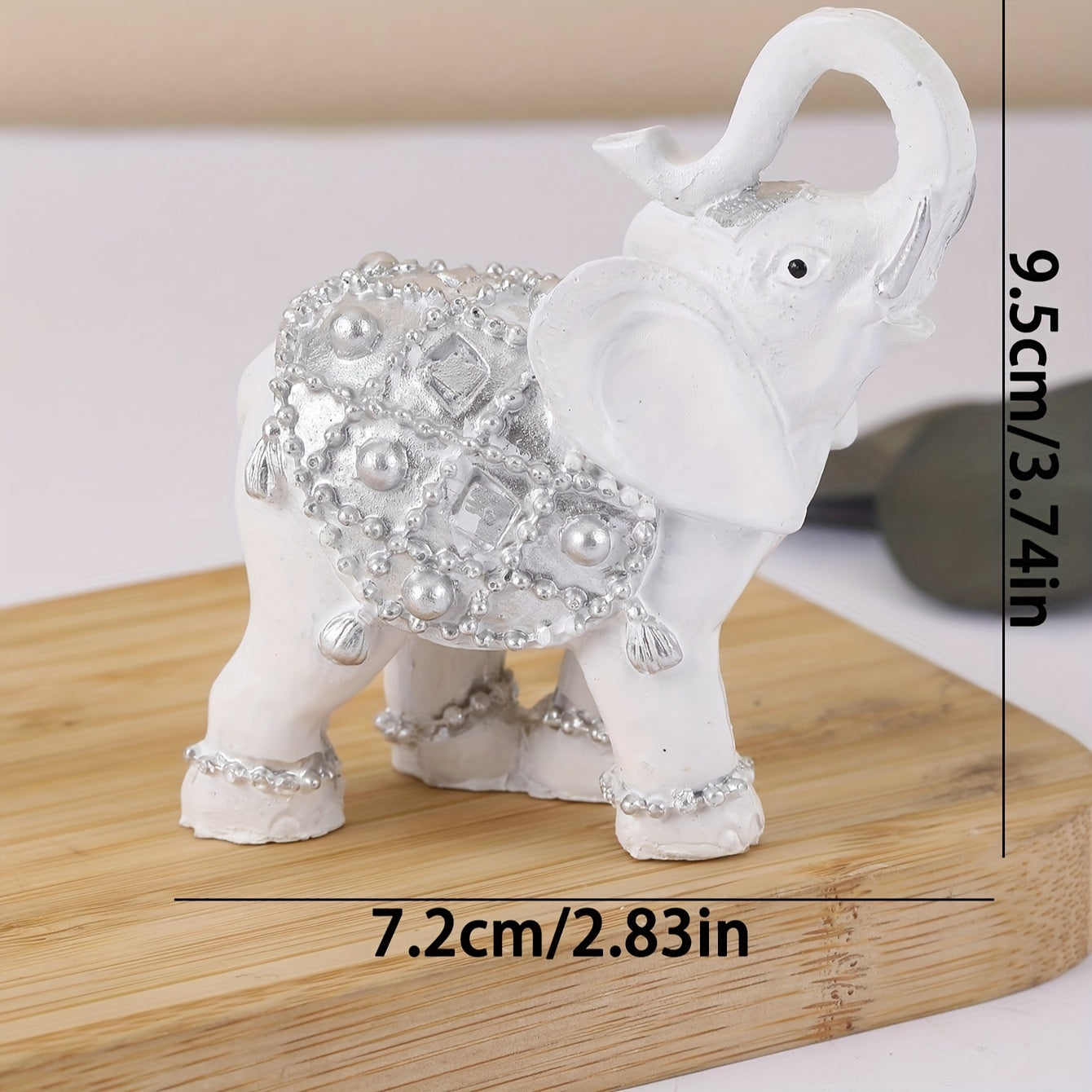 Small elephant craft ornament with European style.