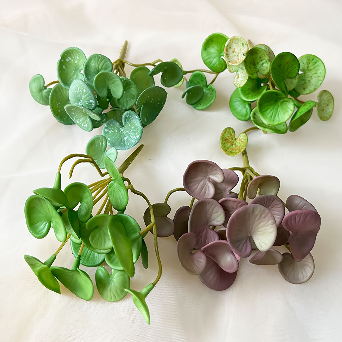 1 piece of soft rubber faux succulent plant mini leaves for home decoration.