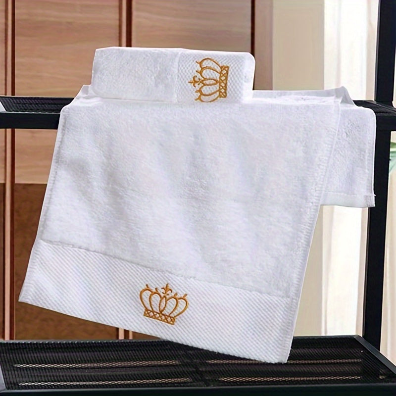 Soft cotton hand towel and bath towel set with embroidery for hotel and beauty salon - absorbent, luxurious bathroom accessory.